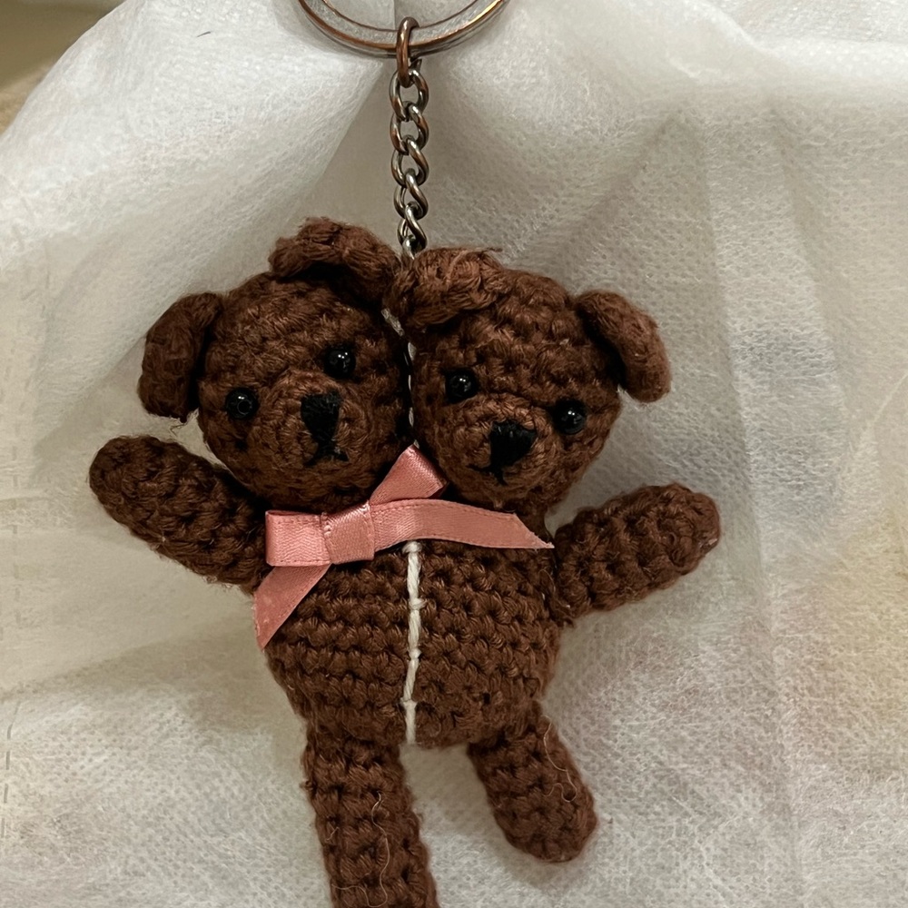 🔥🧸Rare Marc Jacobs Heaven Brown Double Head Bear 🧸🧸Crochet Keychain (Pre loved)🔥